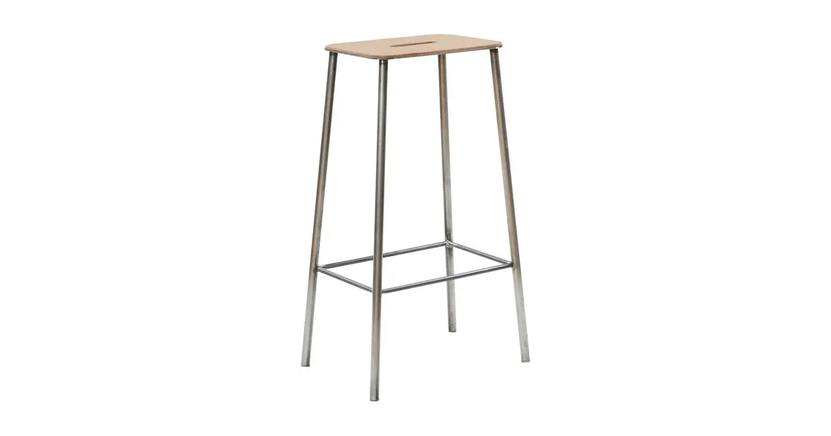 Adam Barhocker Leder